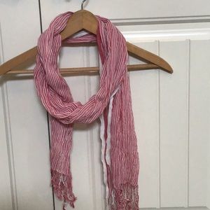 Scarves - (lot of 5 spring/summer scarves)